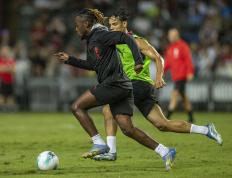 虎扑社区-AC米兰在香港大(dà)戰(zhàn)利物浦，这次利物浦没有“奇(qí)迹”