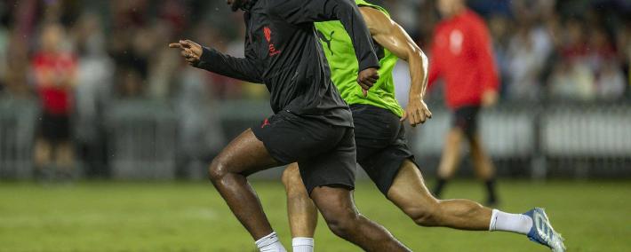 虎扑社区-AC米兰在香港大(dà)戰(zhàn)利物浦，这次利物浦没有“奇(qí)迹”