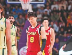 虎扑中国-北京首钢篮球俱樂(lè)部(bù)官宣赵睿加盟