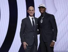 虎扑app-孟菲斯灰熊的新交易能否培养未来核心(xīn)？