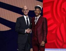 虎扑平台-新奥尔良鹈鹕选秀操作引发疑虑