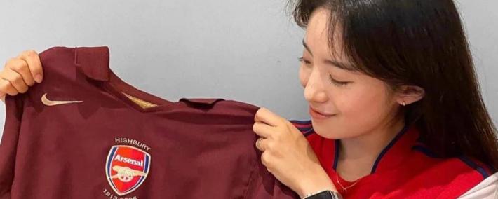 虎扑app-都在说利物浦和阿森纳争冠，但低(dī)调的曼城起来了，夺冠也有戏