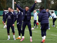 虎扑社区-（外代(dài)二线）足球——世预赛：法国队备战