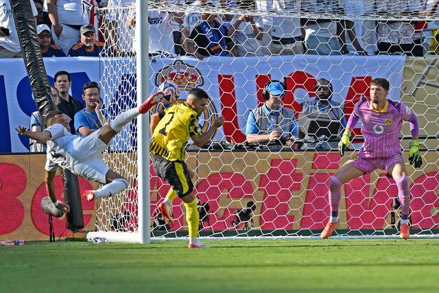 虎扑体育-世俱(jù)杯｜皇家马德里晋级四强