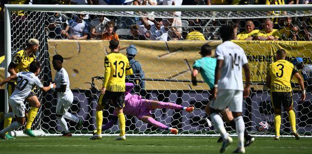 虎扑体育-世俱(jù)杯｜皇家马德里晋级四强