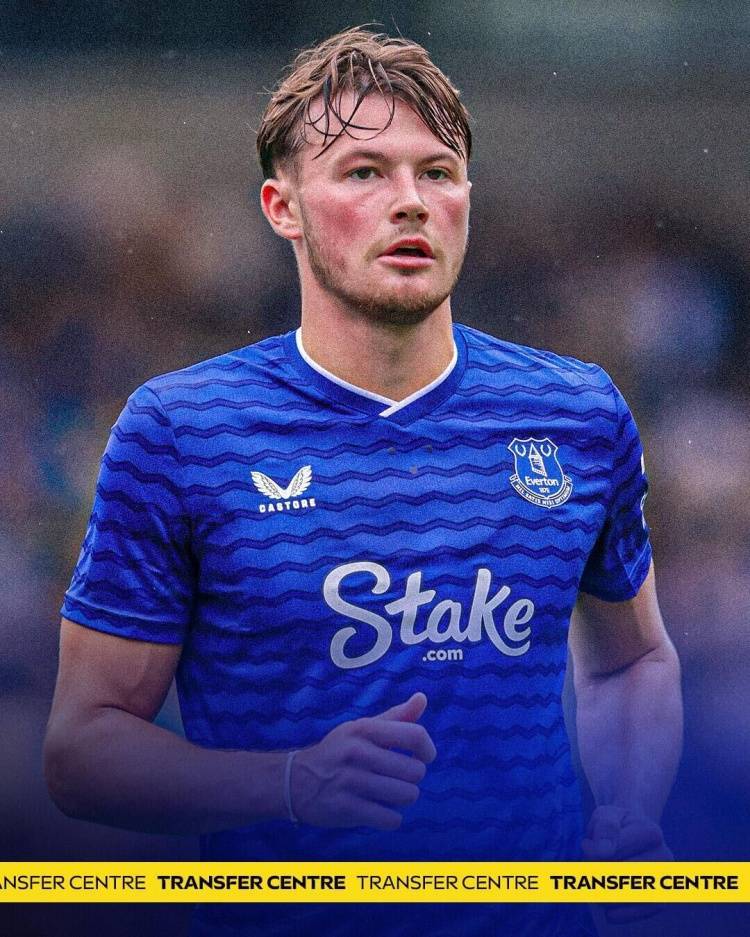 虎扑app-天空体育:塞维利亚在谈租借埃弗顿后卫帕(pà)特森