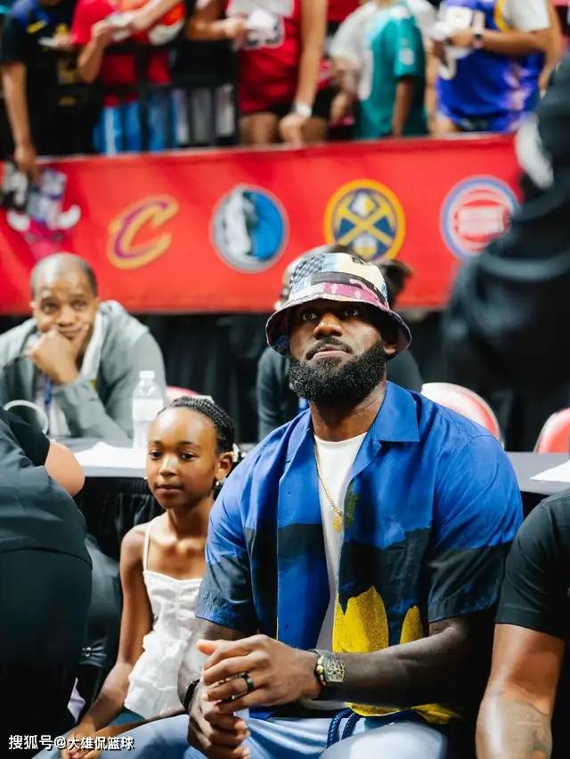 虎扑平台-詹姆斯前队友提议老詹离开湖人,暗示队友不如加入迈阿密热火