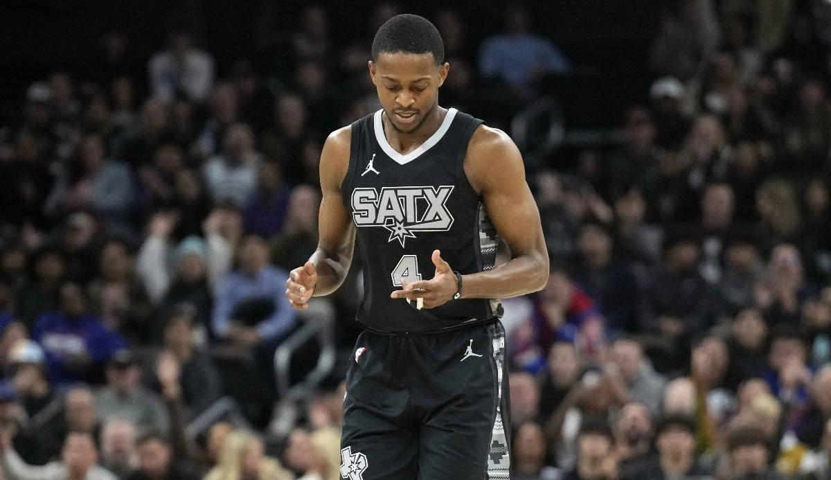 虎扑NBA-圣安东尼奥马刺续约达龙福尅(kè)斯，薪水或有变动