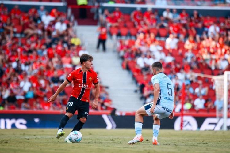 虎扑中国-托雷:代表马洛卡出战巴萨,对我来说是一场意义非凡的比赛