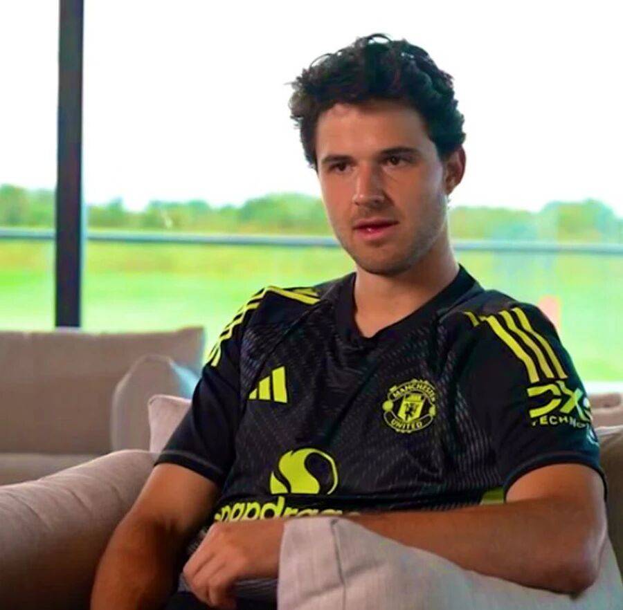 虎扑官网-曝曼联高层考虑明年回签德赫亚，指导拉门斯发展！阿(ā)莫林很欣赏他