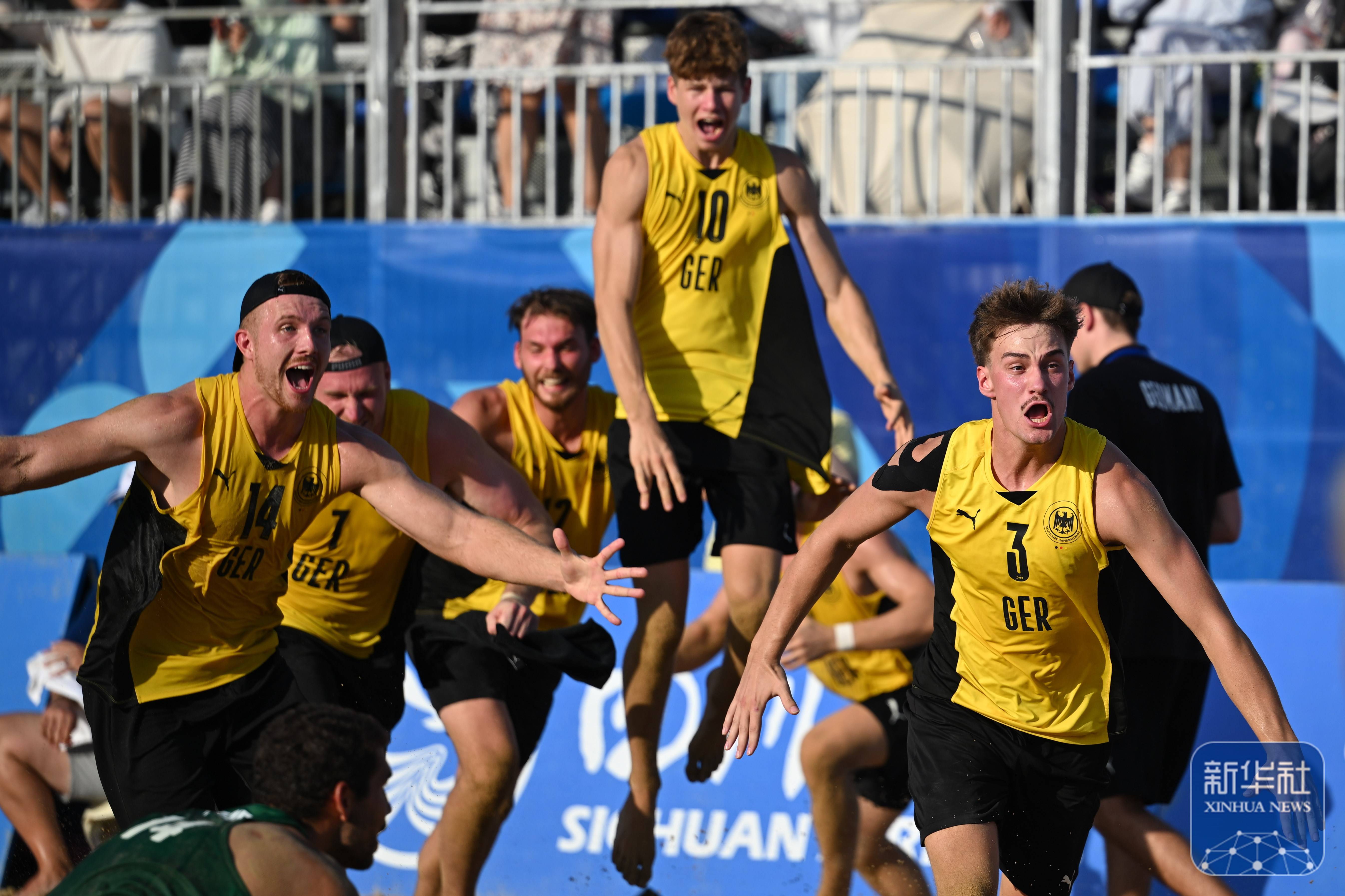 虎扑社区-成都世运会｜沙滩手球男子决赛：德国队夺冠