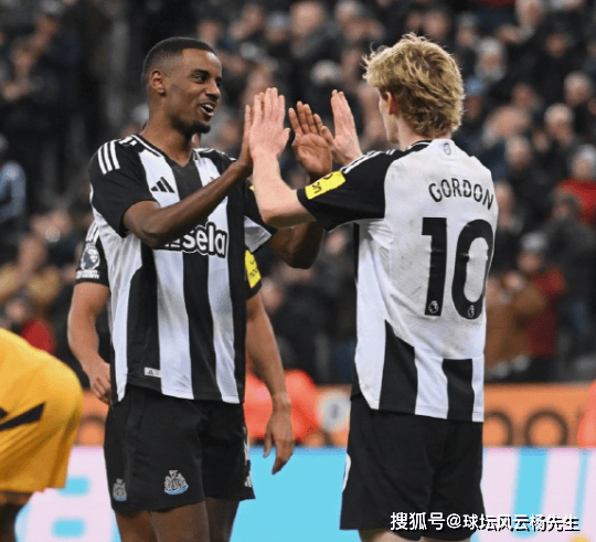 虎扑下载-新援首秀破门，纽卡斯尔联1-0击败狼队，狼队保級(jí)形势严峻