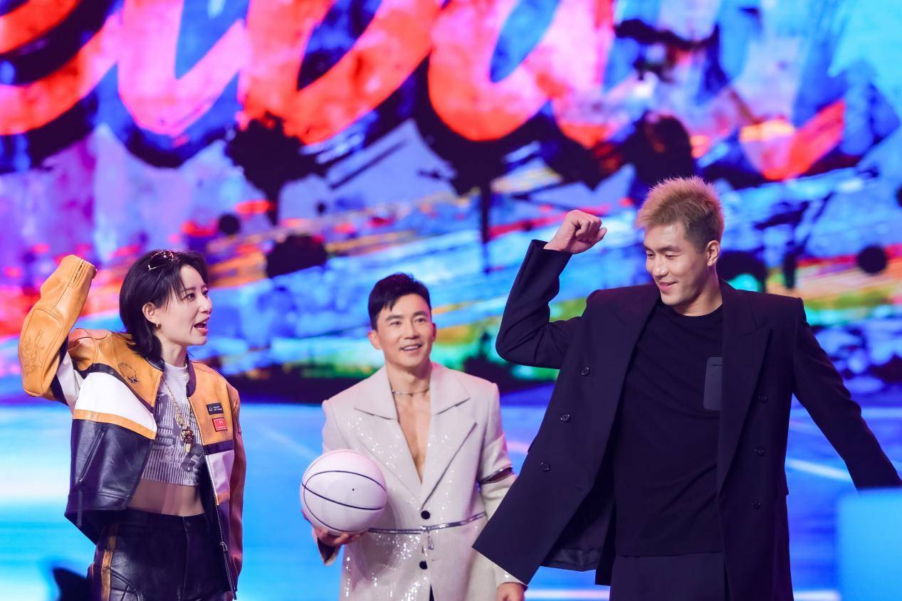 虎扑中国-胡金秋:为中国篮球拼尽全力 希望中国篮球越(yuè)來(lái)越(yuè)好