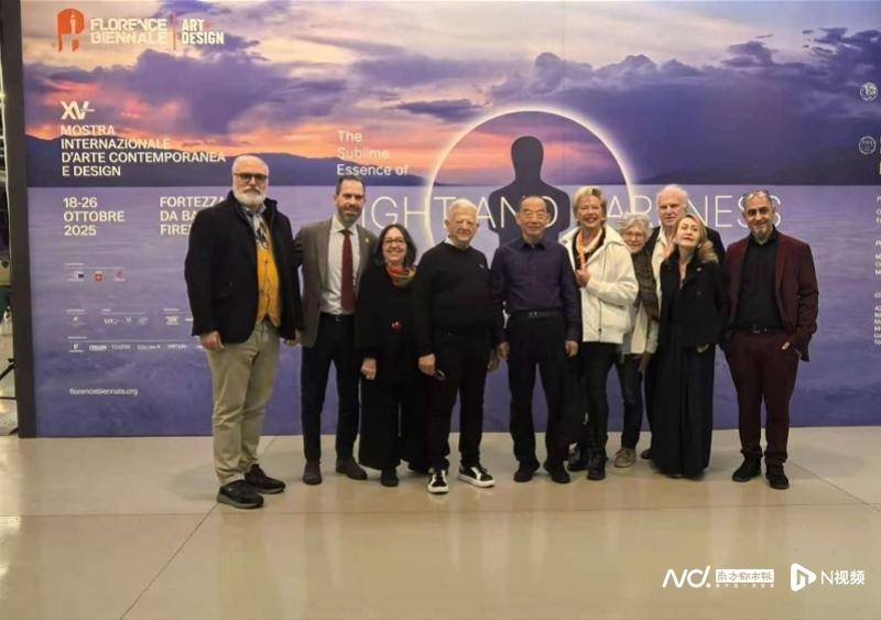 虎扑社区-韩玉臣再次(cì)荣任佛罗伦萨国际当代艺术双年展评委