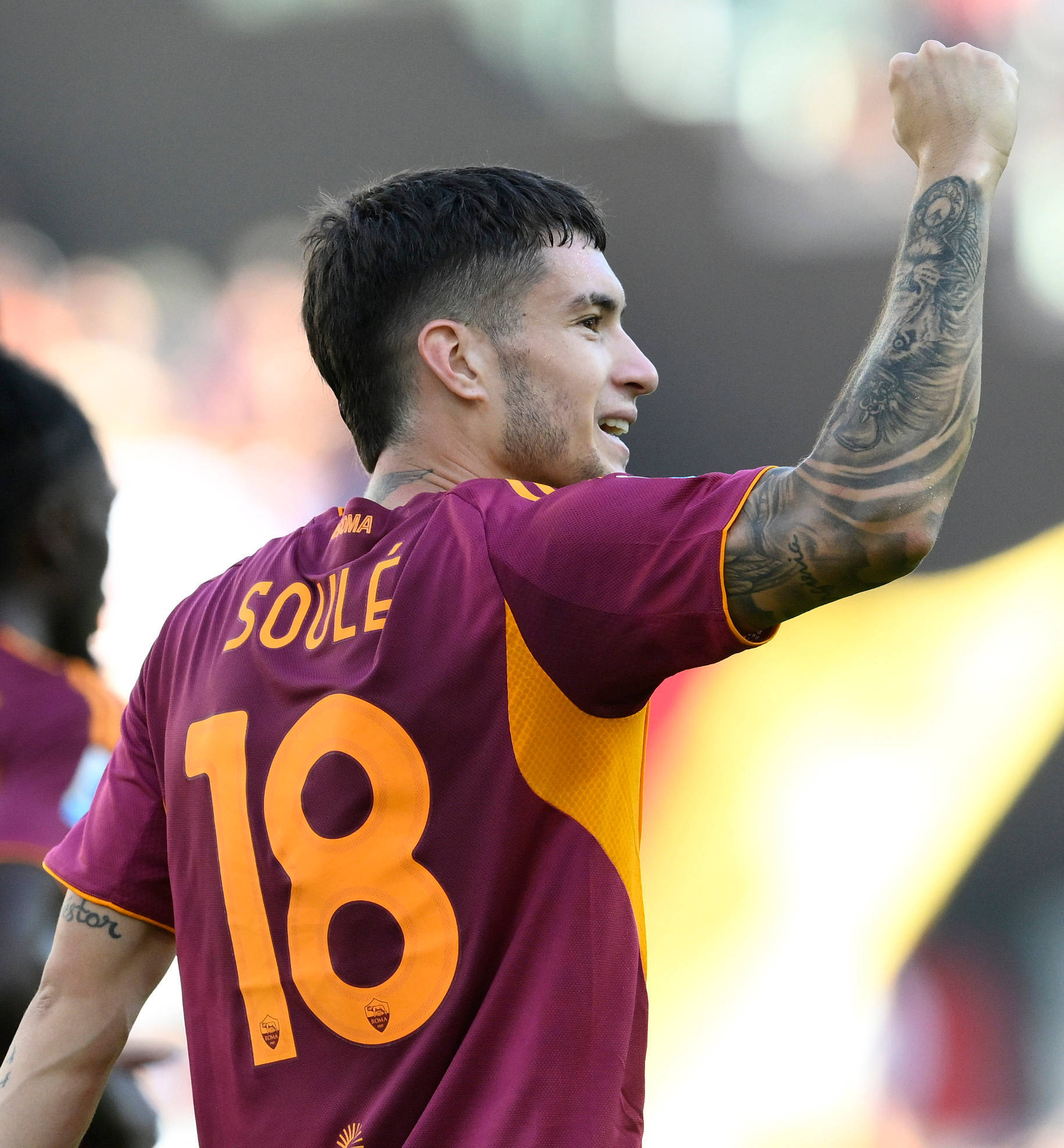 虎扑网址-(躰(tǐ)育)足球——意甲(jiǎ):罗马胜维罗纳