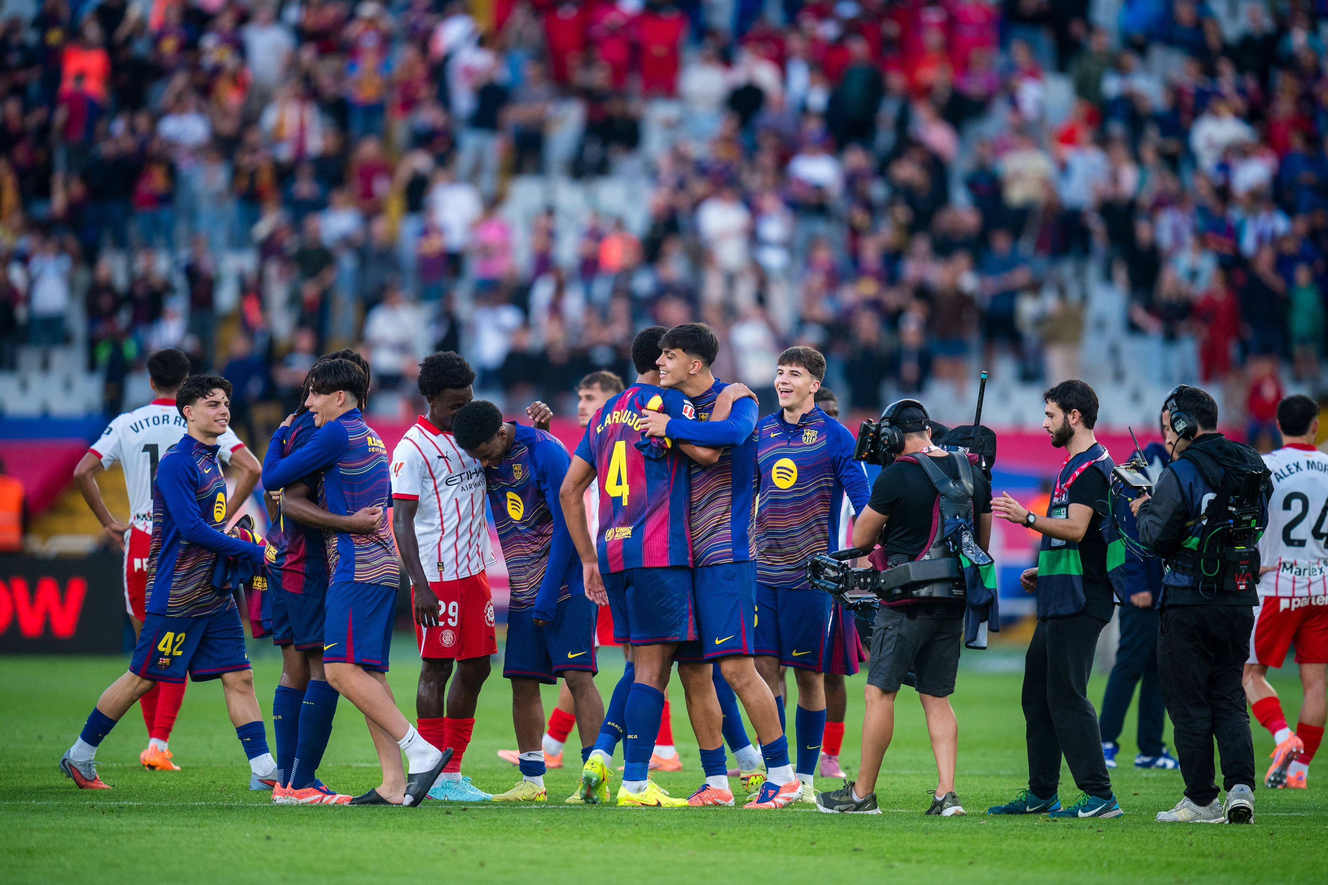 虎扑NBA-（体育）足球——西甲：巴塞罗那胜赫罗纳