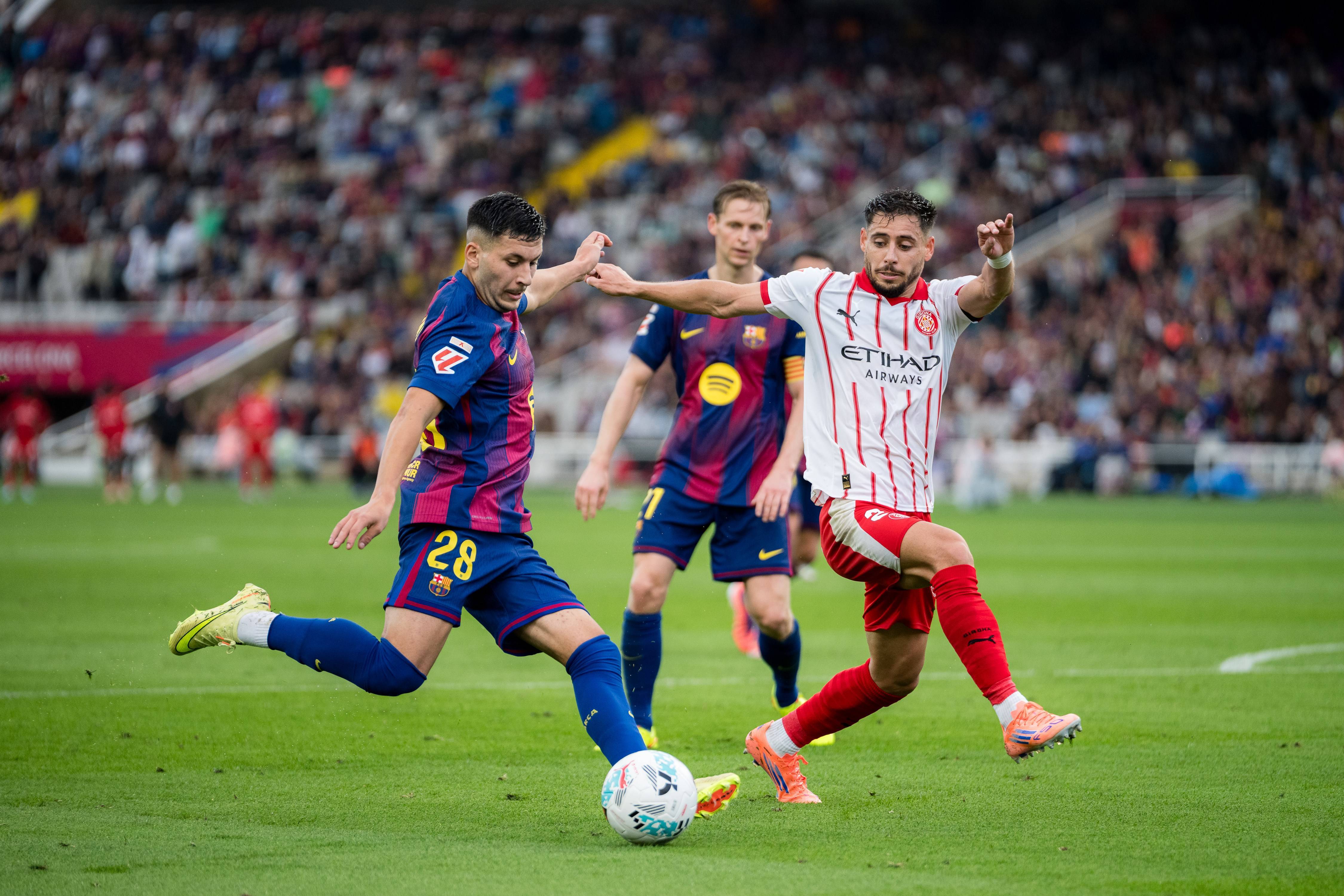 虎扑NBA-（体育）足球——西甲：巴塞罗那胜赫罗纳