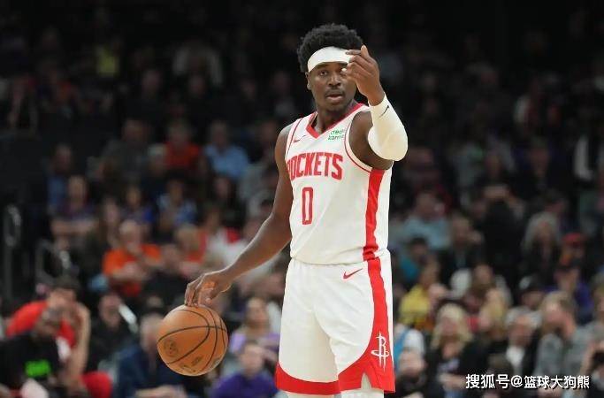 虎扑评分-火箭队被动变阵!轮换第10人出炉,16分钟贡献10+1,变谢泼德绝配