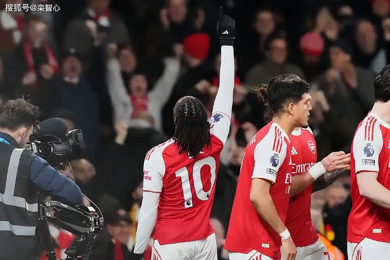 虎扑首页-4-1横扫熱(rè)刺+斩获赛季第9胜+领跑积分榜+优势扩大至6分!