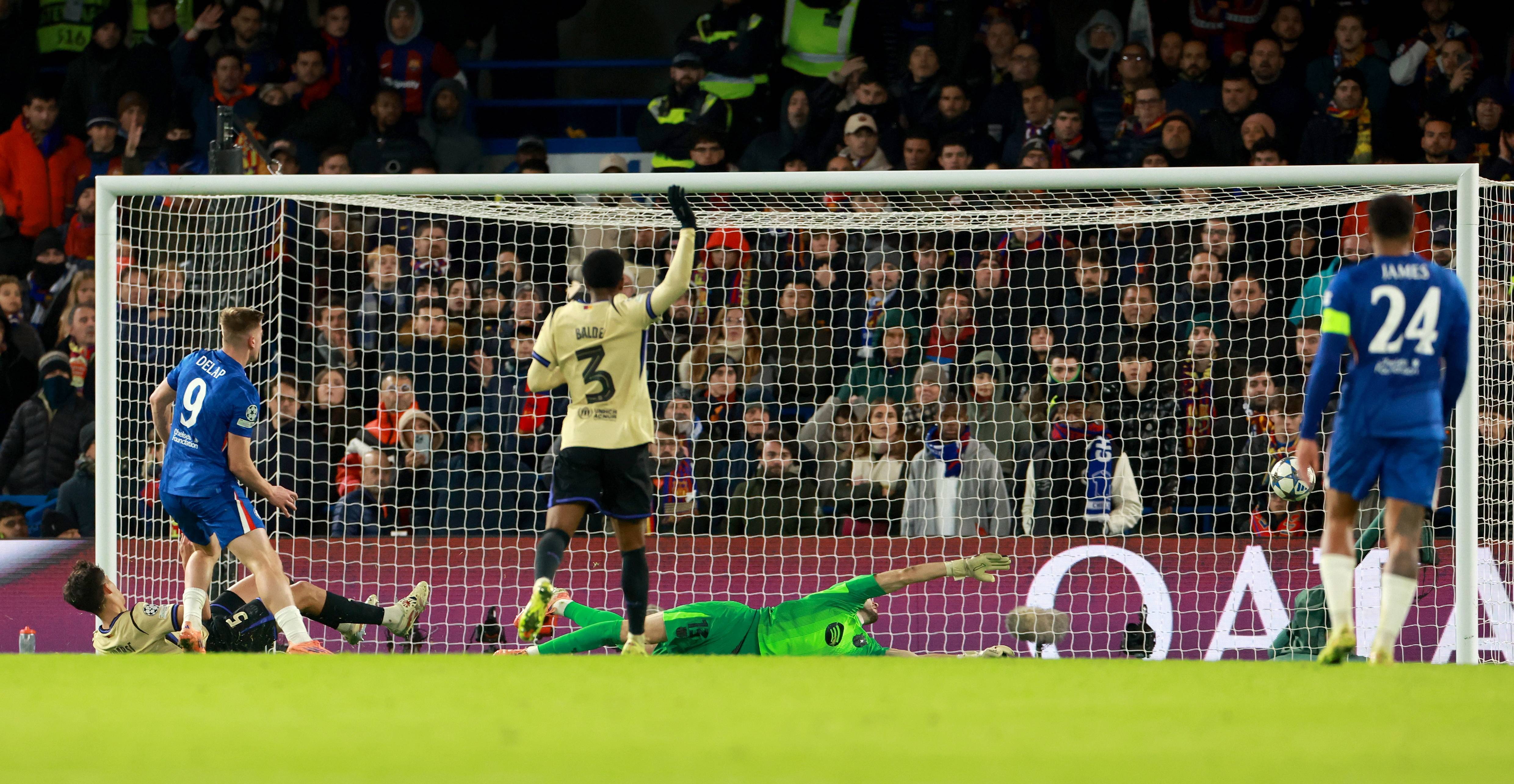 虎扑app-(外(wài)代二线)足球——欧冠联赛:切尔西胜巴萨