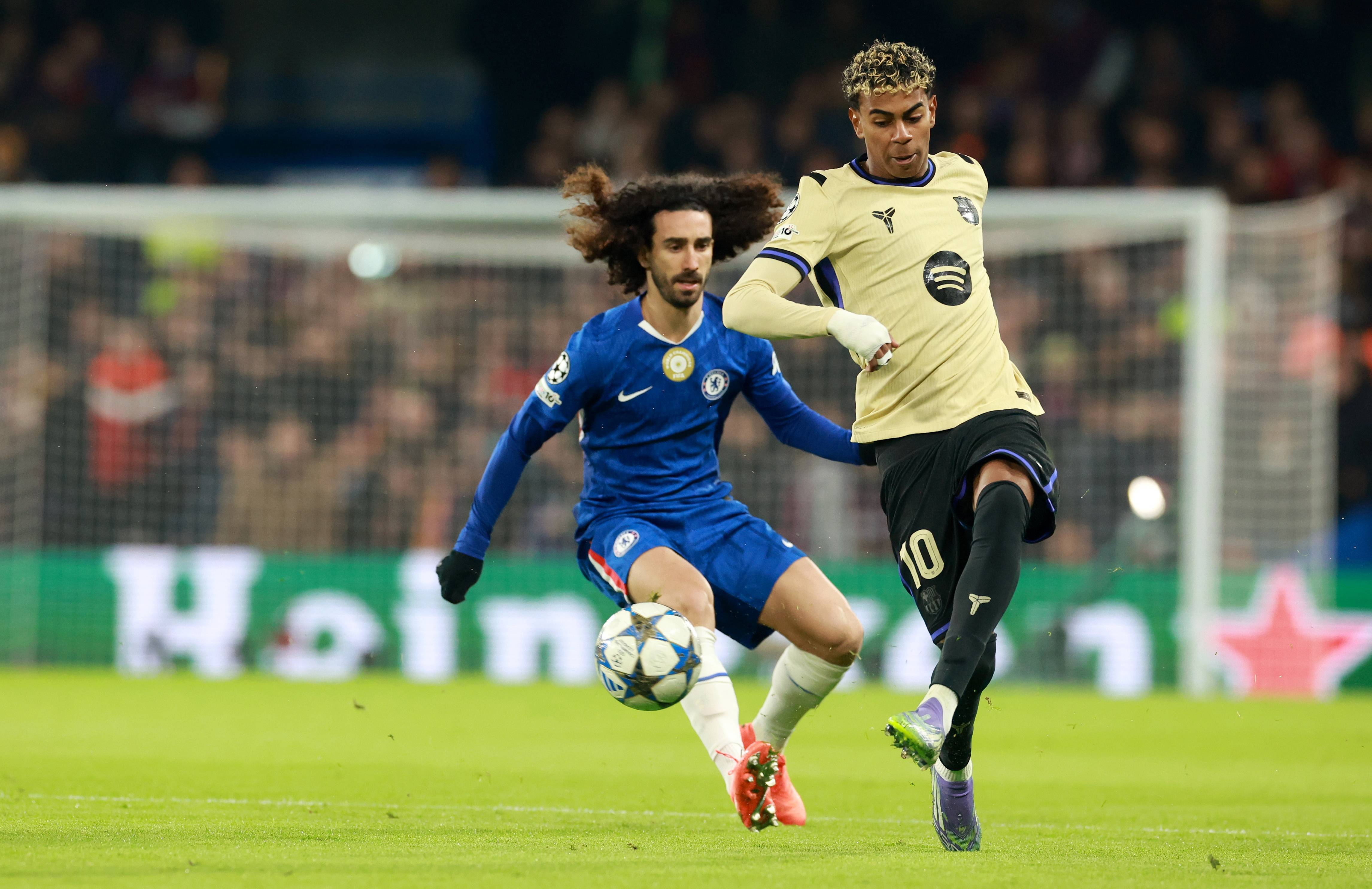 虎扑app-(外(wài)代二线)足球——欧冠联赛:切尔西胜巴萨