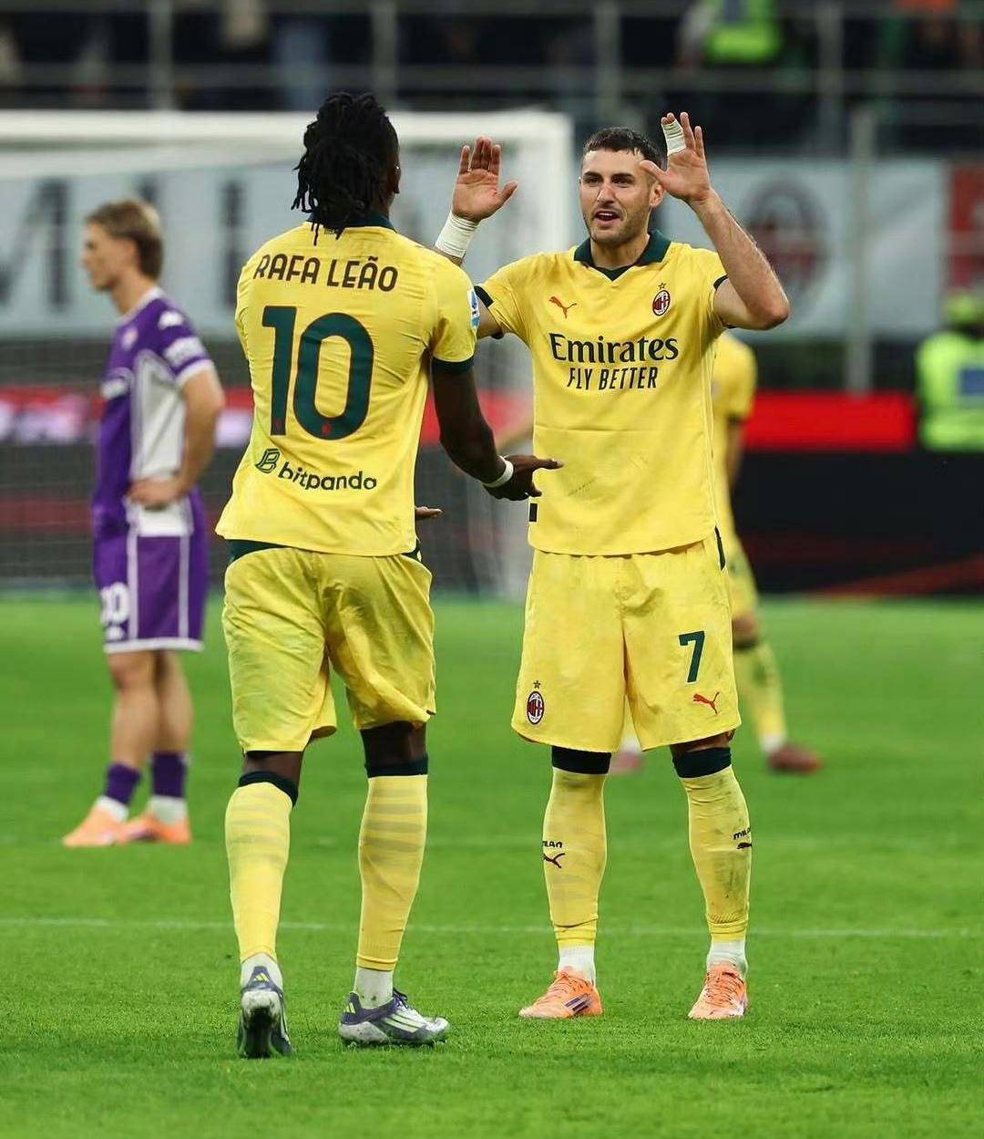 虎扑评分-一锋难求!米兰战拉齐奥美队希门缺席,莱奥搭档存疑